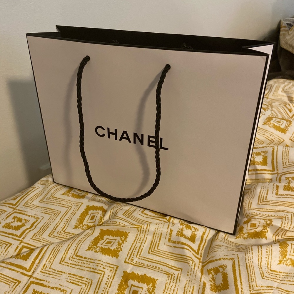 Chanel shopping bag